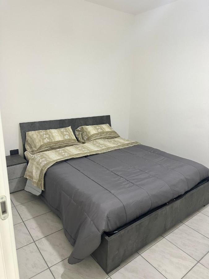 Home Center Acquisto CTA Exterior foto